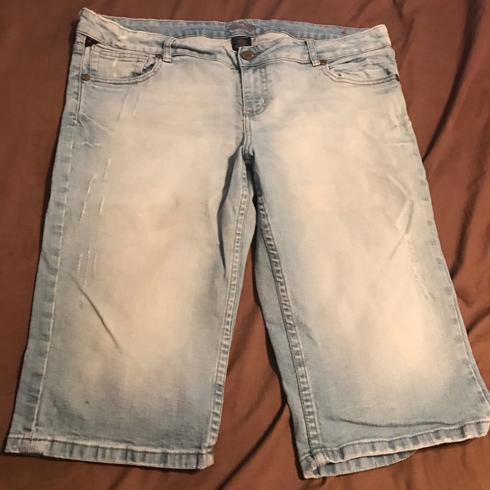 Vanity Capri Jeans